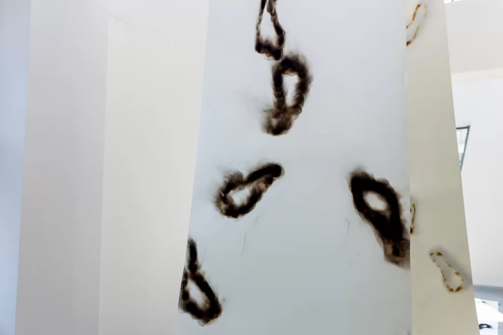 纸舞池